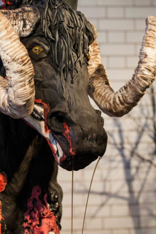 Illustration for article titled Rum pours from the nostrils of this massive devil horse cake